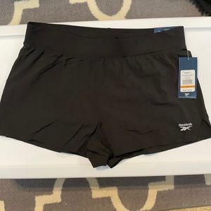 Reebok running short